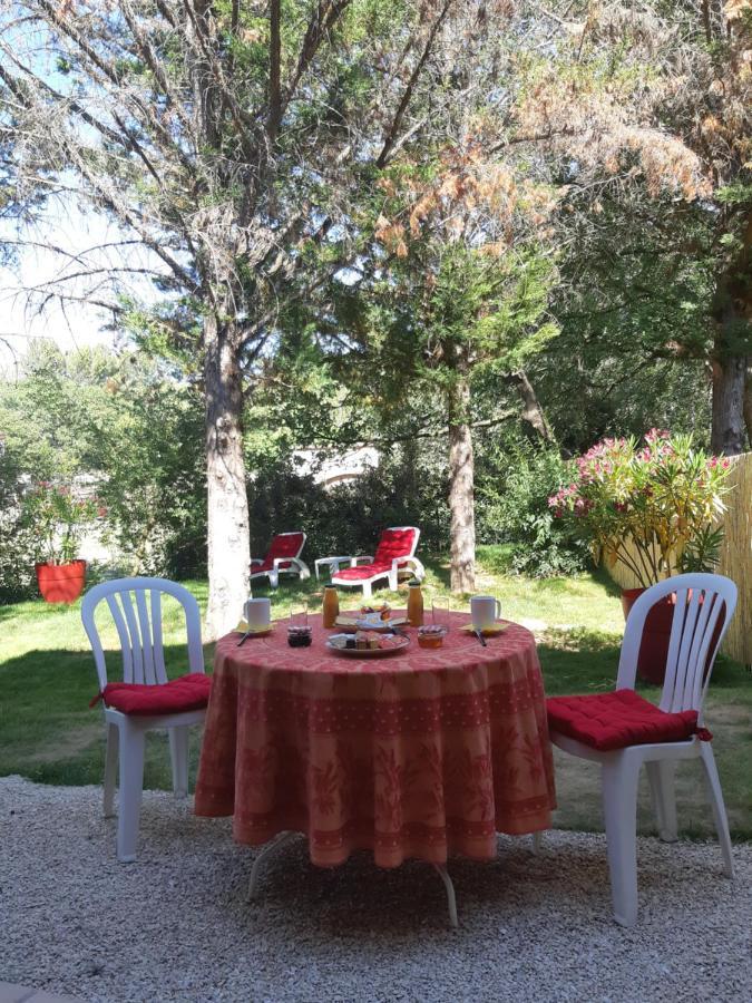 Suite Avec Jardin Entre Aix En Provence, Luberon Et Verdon Peyrolles-en-Provence Екстер'єр фото